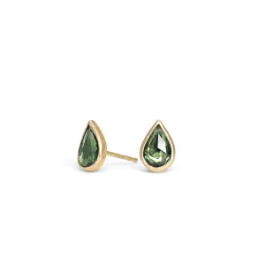 18K Smooth Teardrop Studs in Green Sapphire