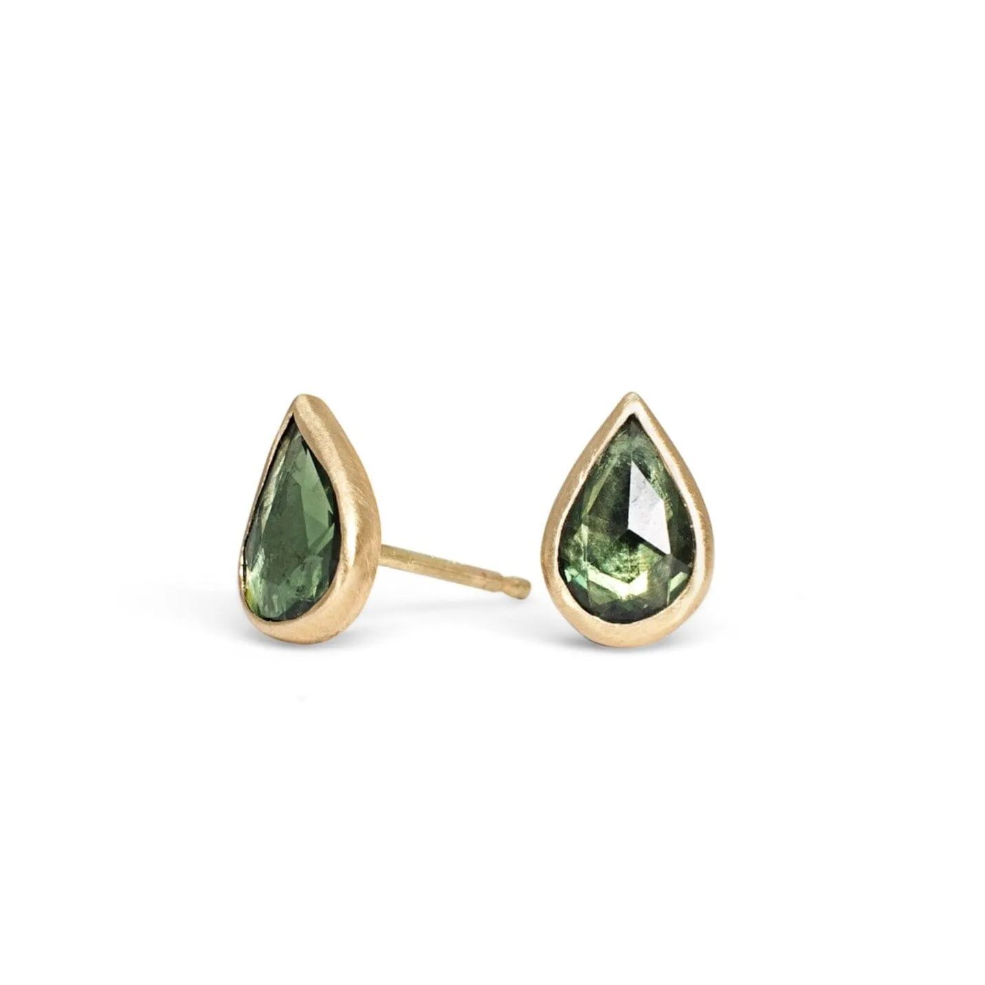 18K Smooth Teardrop Studs in Green Sapphire