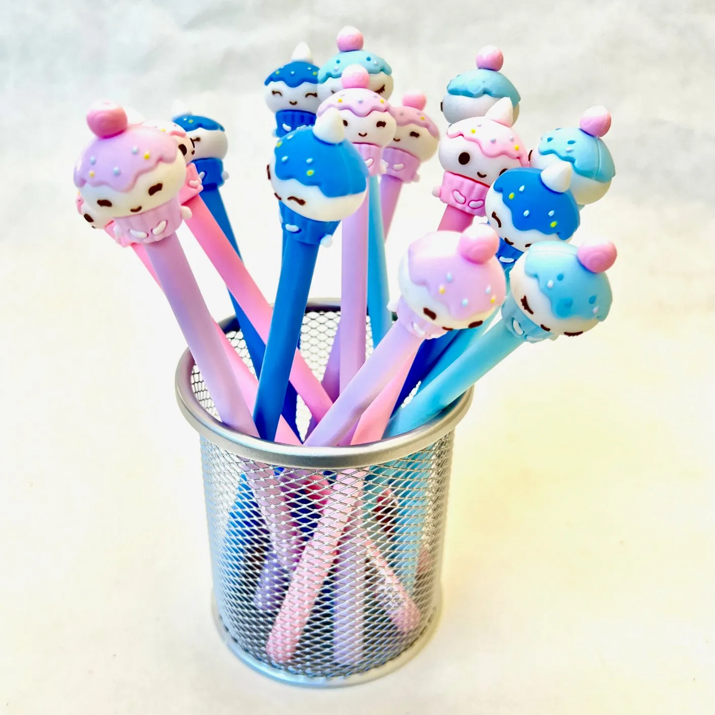 22473 CUPCAKE GEL PEN-32