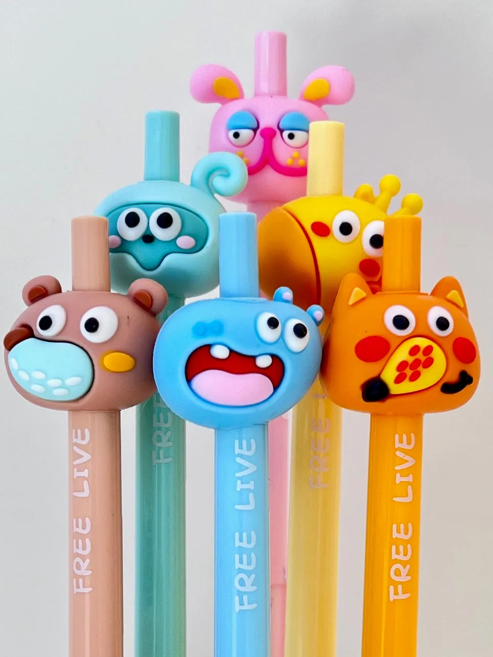 22645 LIVE FREE ANIMALS RETRACTABLE GEL PEN-36