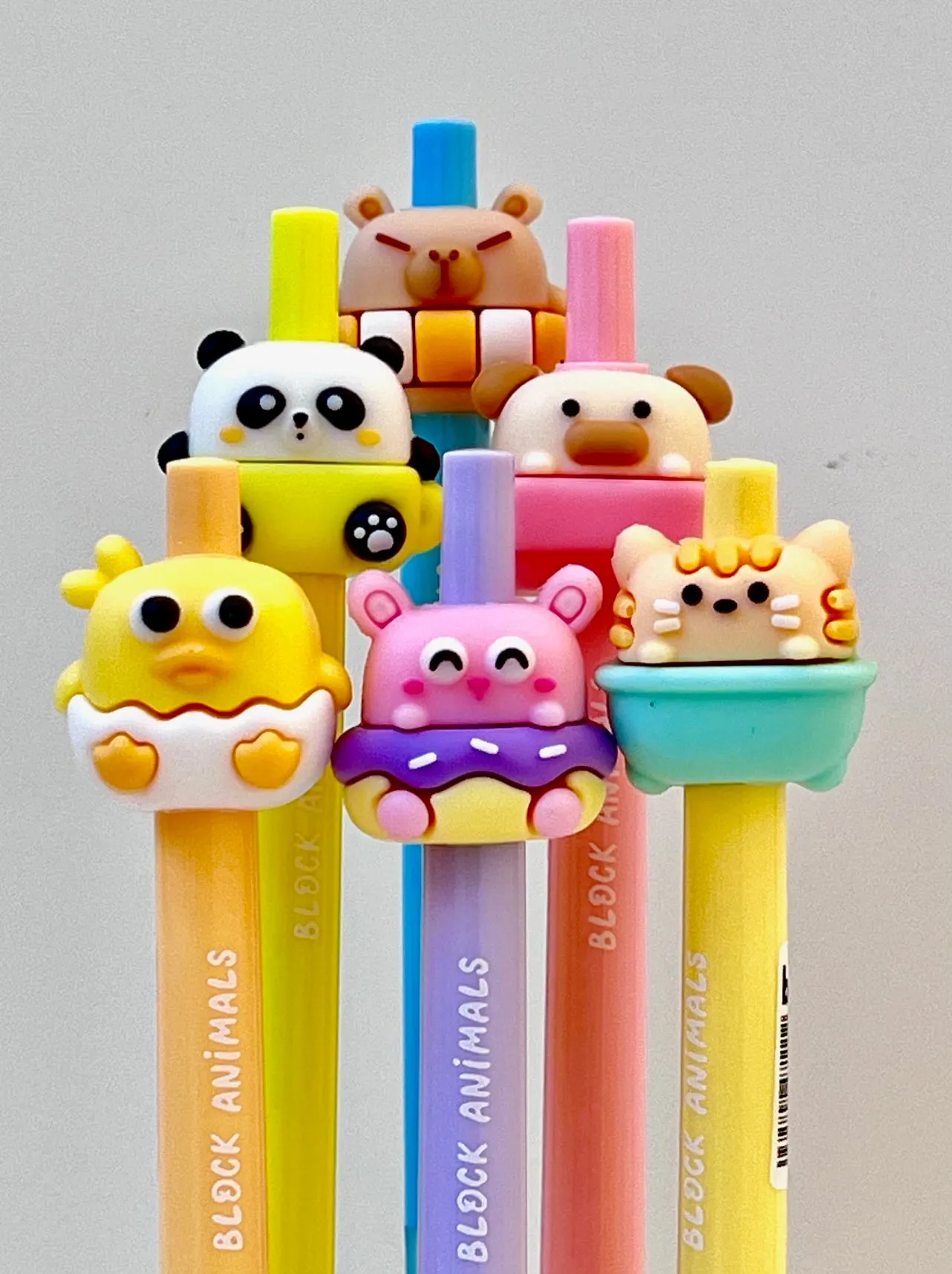 22652 ADORABLE ANIMALS RETRACTABLE GEL PEN-36