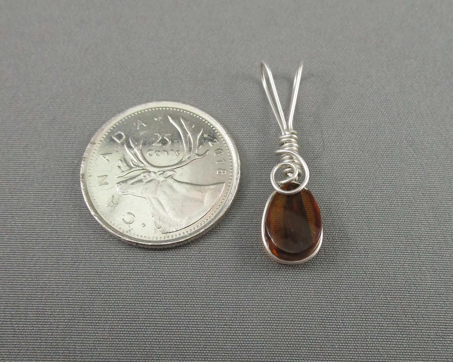 Amber Pendant (925 Sterling Silver) B025-2