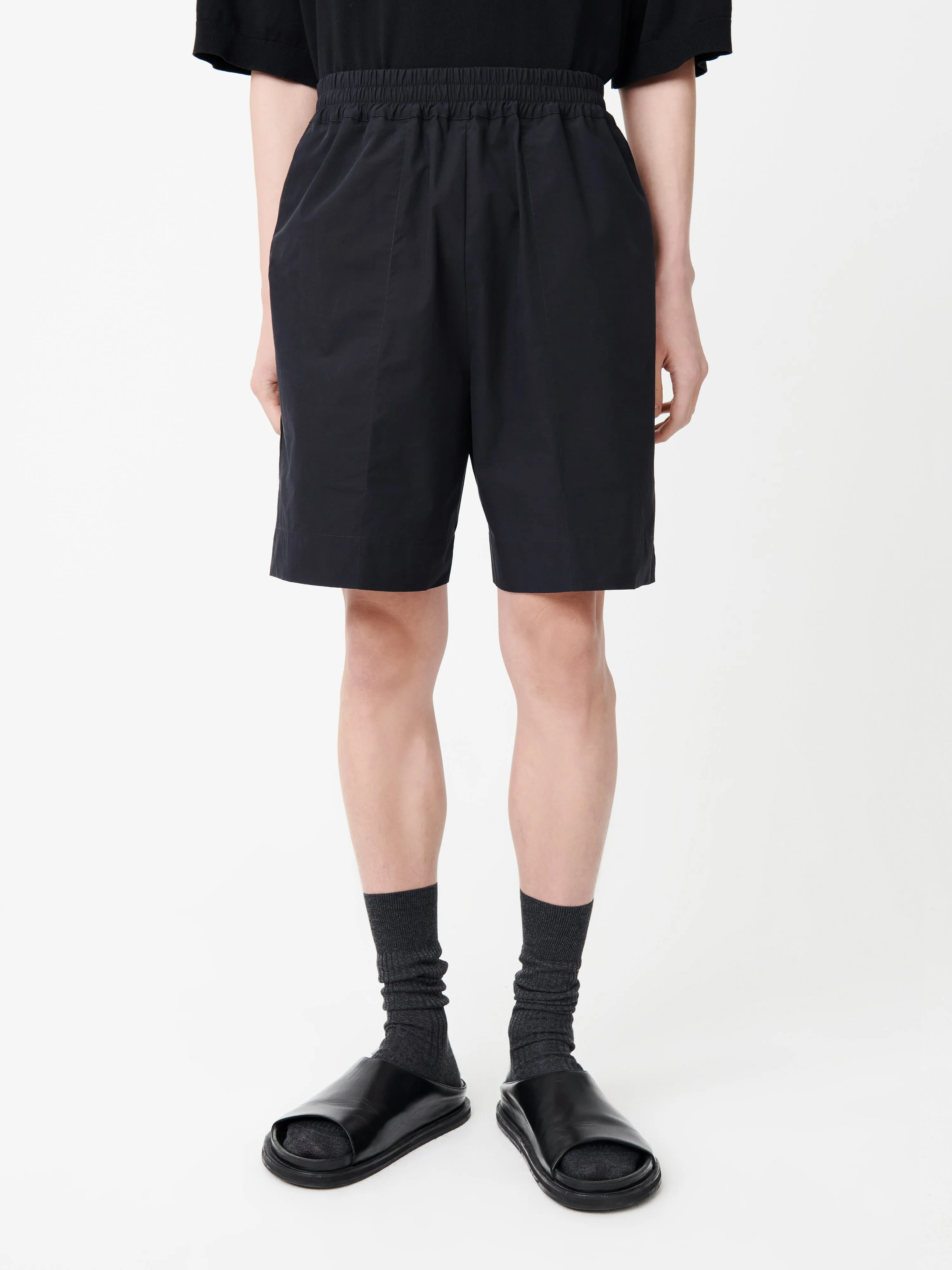 Ford Shorts in Darkest Navy