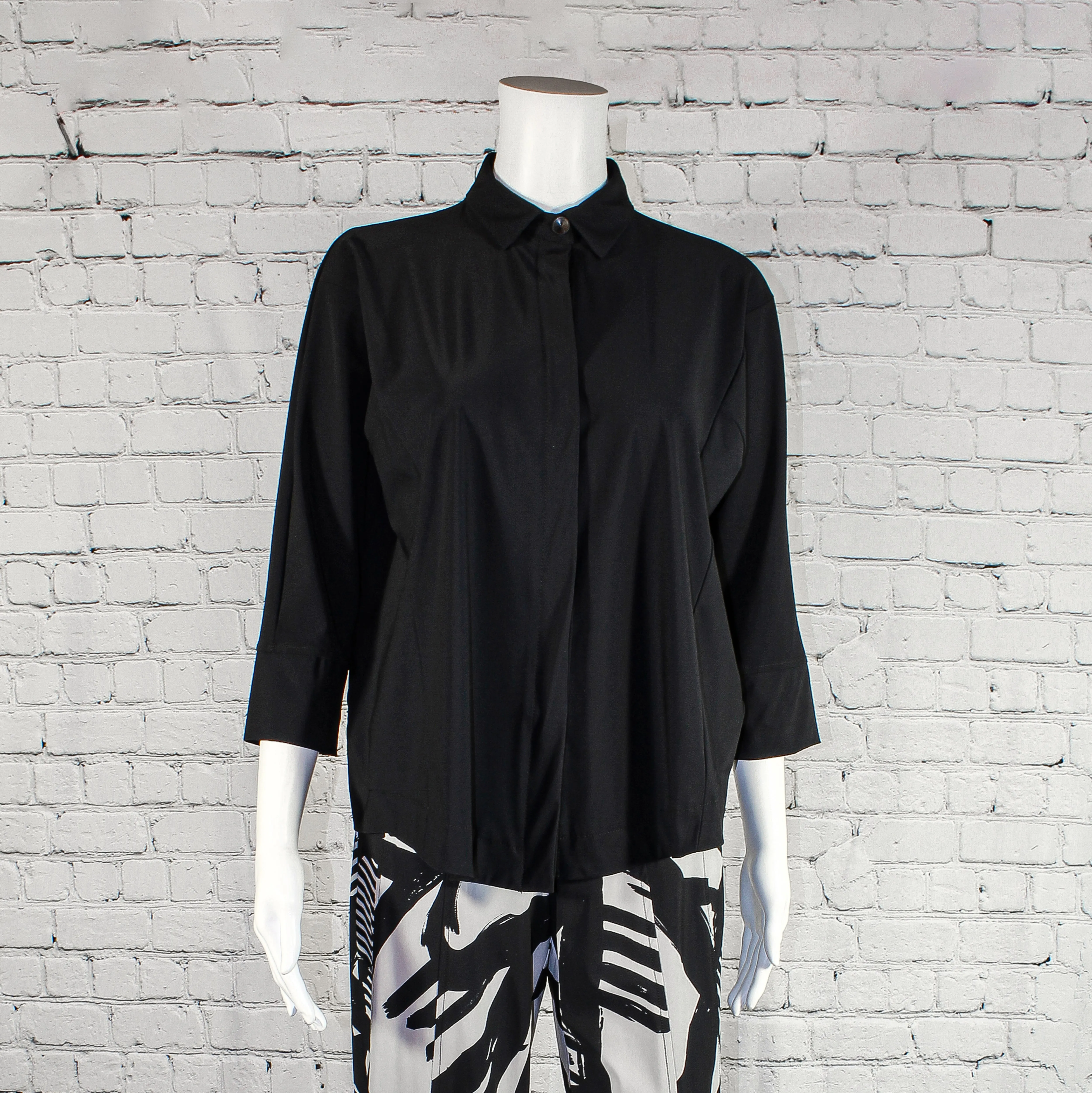 NEW! Delvine Top in Black by Porto